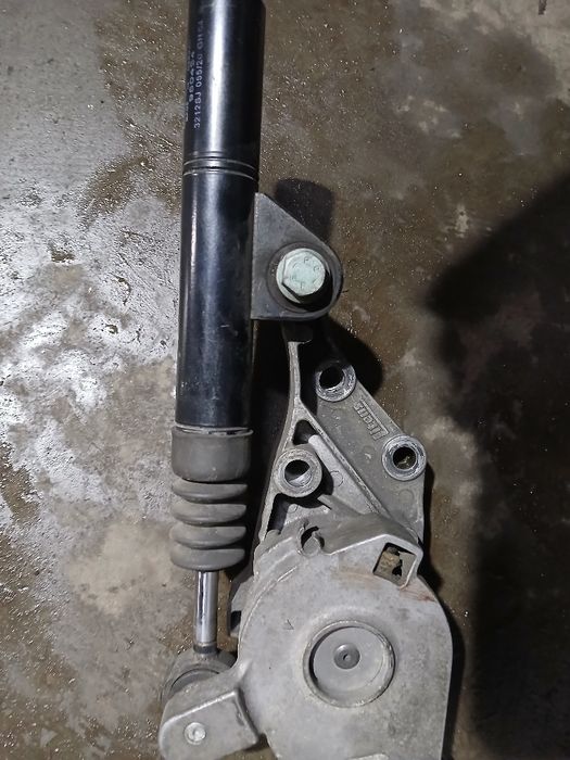 Натяжник ремня генератора гольф 4 1.9, шкода октавія тур