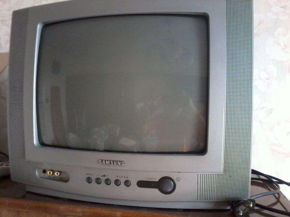 Продам телевизор