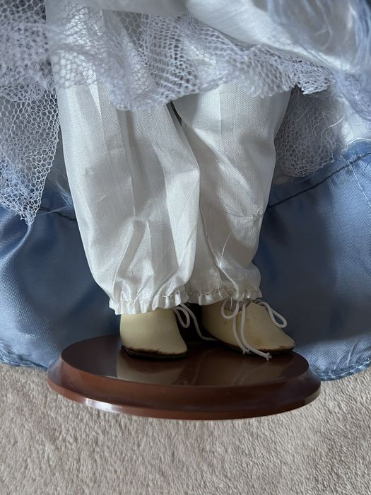 Фарфоровые куклы