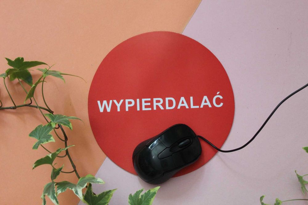 Podkładka pod mysz z napisem