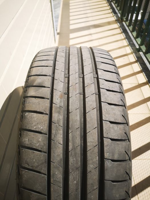 1 Pneu 225/40 R19 Bridgestone Turanza T005