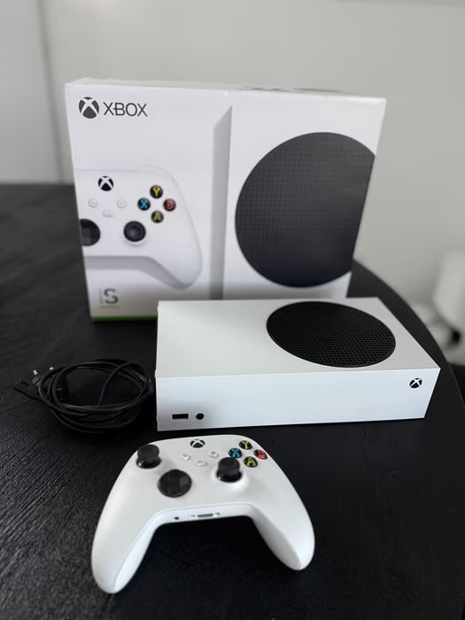 Xbox Series S 512GB z kontrolerem i oryginalnym pudełkiem
