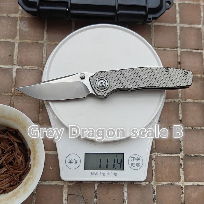 Nóż składany Jufule Duck Titan M390 Silver Dragon Scale 3`