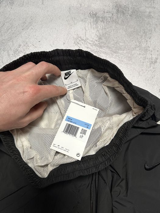 Нейлонові спортивні штани Nike Big Swoosh