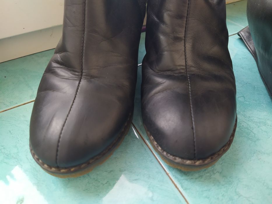 Зимние кожаные сапоги