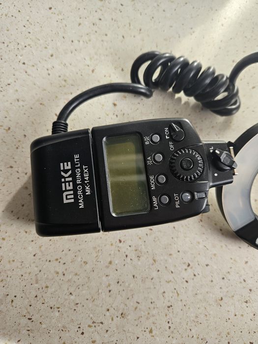 lampa blyskowa meike mk14ext stan nieznany