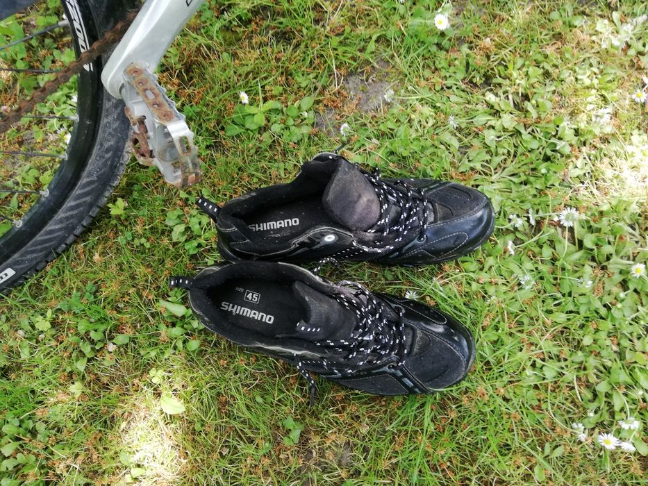 Rower firmy Cube Ltd CC buty Shimano