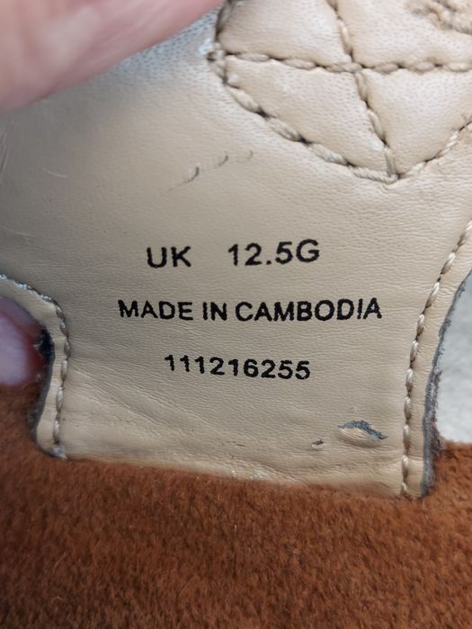 Sandały Clarks roz.32 skóra naturalna