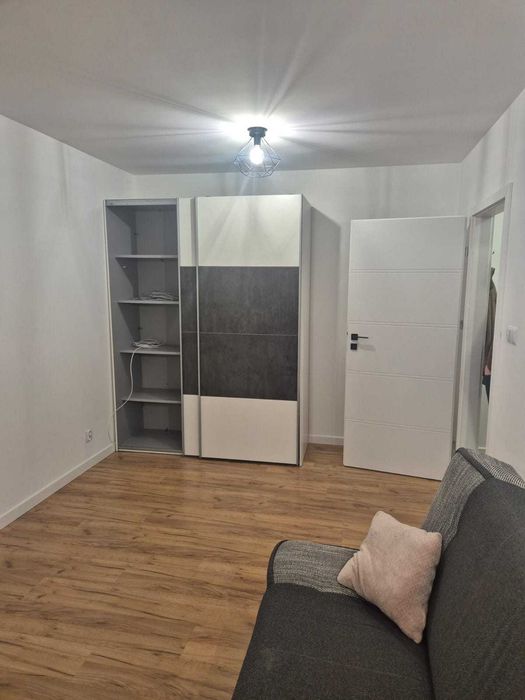 Przytulne, 2-pokojowe mieszkanie z osobną kuchnią i balkonem – Od 1 lipca! - More
