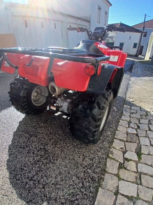 Moto 4 Honda Trx 250cc (Fourtrax) NOVA
