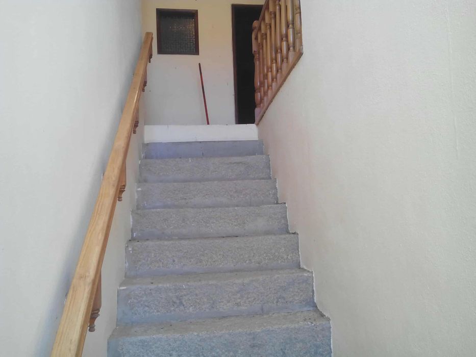 Moradia T4 em Lama de Arcos ,Chaves