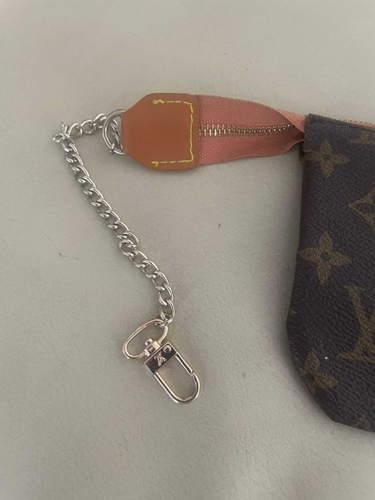 Louis Vuitton Mini Pochette Acessoires