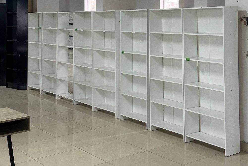 РРЗПРОДАЮ МЕБЛІ, столи тумби комоди стільці крісла стелажі полиці