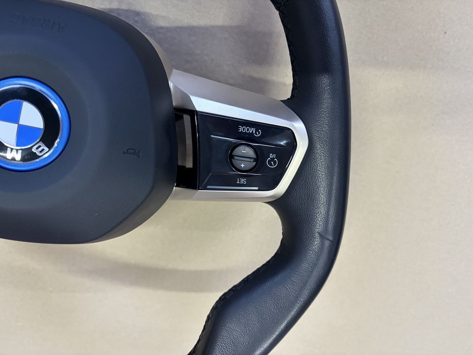 Bmw IX i20 кермо руль airbag