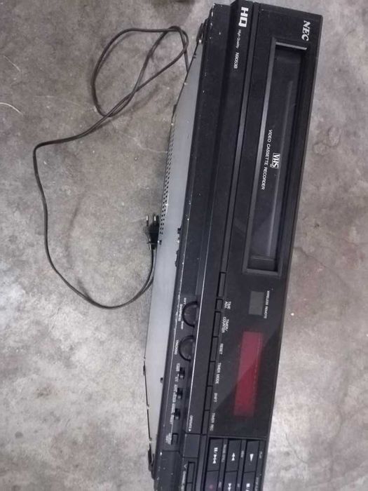 Gravador e leitor de cassetes