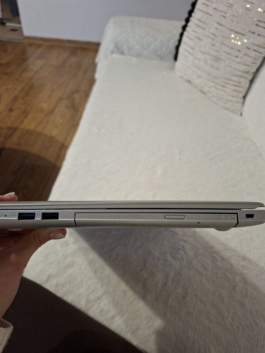 Sprzedam laptop Lenovo IdeaPad 510-15IKB | Windows + Microsoft Office