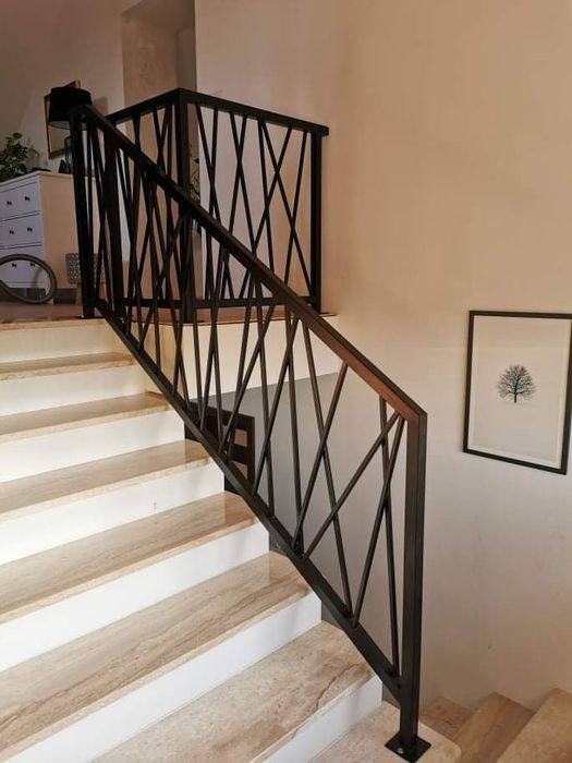 Ogrodzenia, balustrady, konstrukcje metalowe