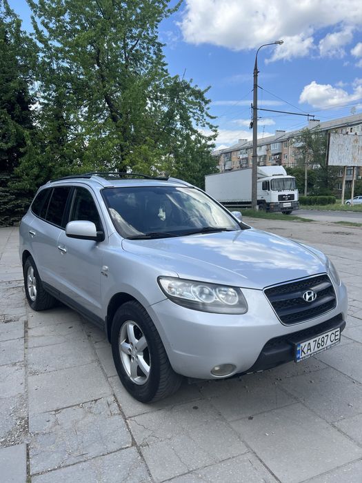 Hyundai Santa Fe 2008 • 2.2 CRDI Diesel • Механіка • 7 місць Full