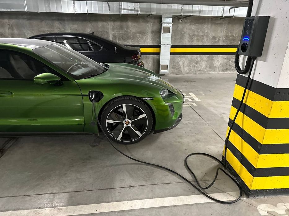 Зарядные СТАНЦИИ для ЭЛЕКТРОМОБИЛЕЙ • Зарядки до 22 кВт • 4G WI-FI LAN