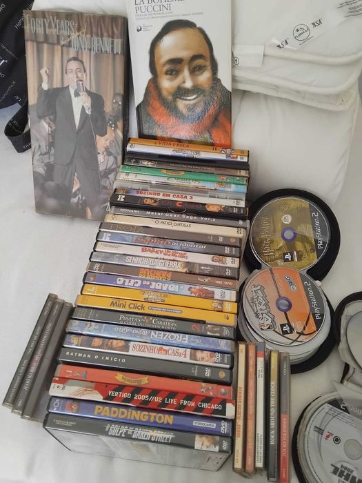 DVD’s – Clássicos & Infantis; CDs música e jogos