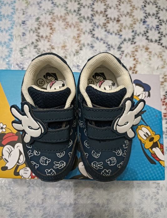 Buciki adidasy dla dziewczynki