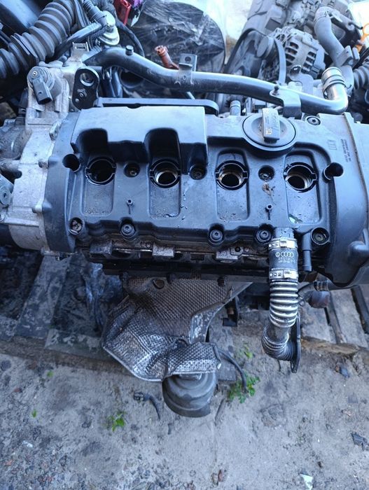 Двигун 2.0 tfsi маркуванняBPJ по запчастинах
