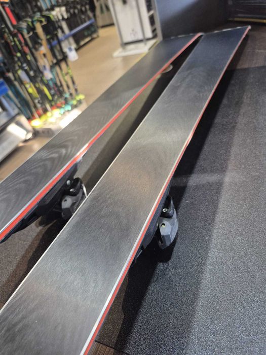 Narty Volkl Peregrine 80 177cm N-309