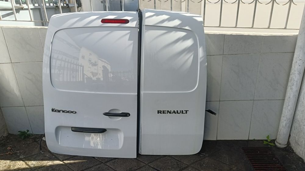 Porta trás Renault Kangoo 2015