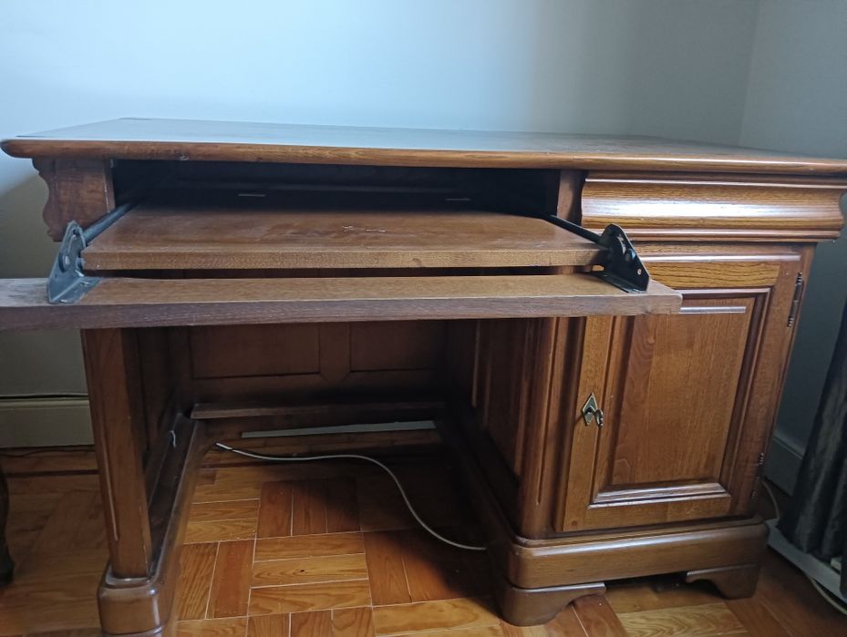 Secretaria de madeira maciça