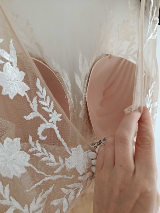 Suknia ślubna tiulowa z koronką + WELON GRATIS