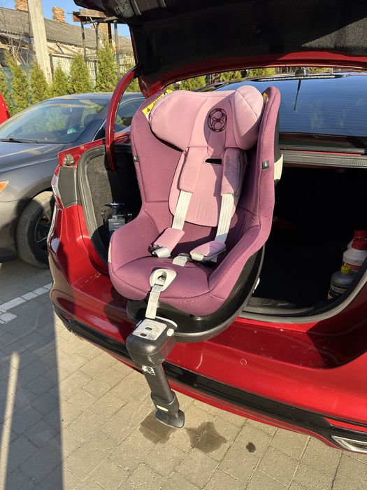Автокрісло Cybex Sirona з базою