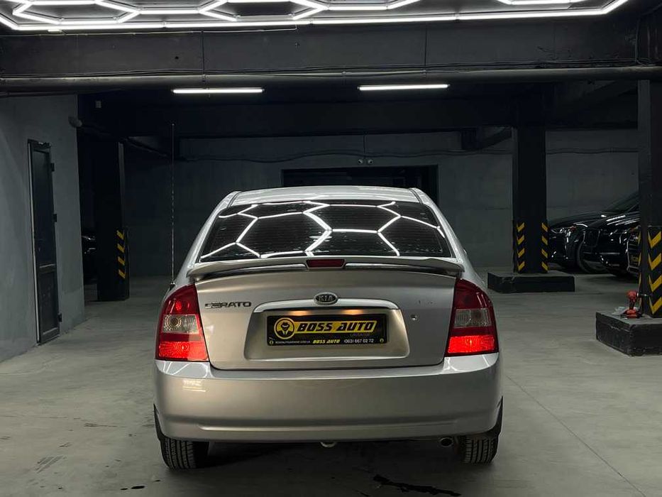 Kia Cerato 2006