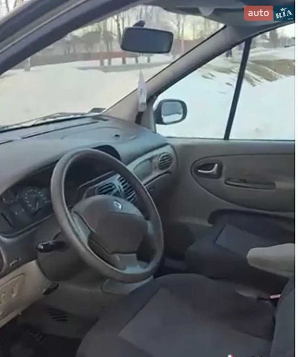 Продам автомобільRenault Scenic 2003