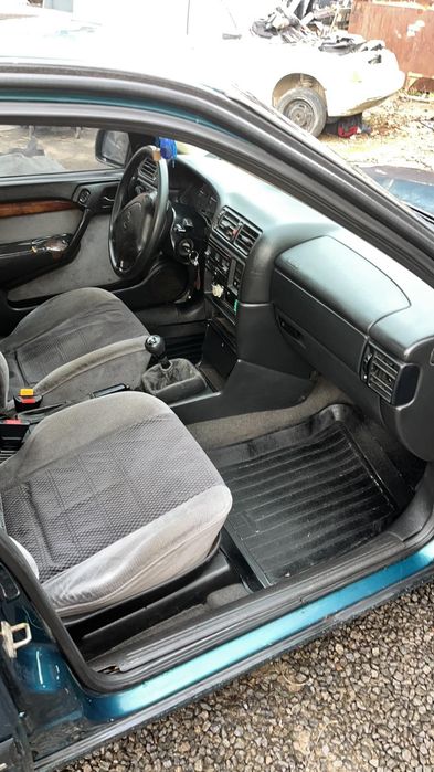 Опель вектра 1.8 гбо.  Opel Vectra