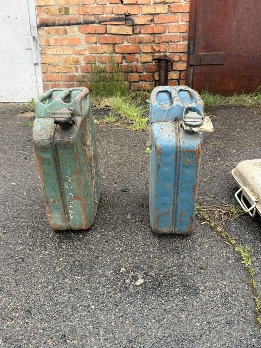 Каністри 20/30/40 літрів