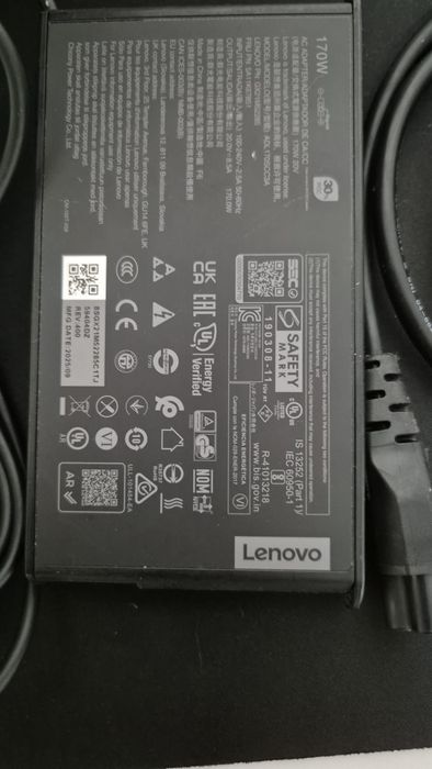 Lenovo Loq 15IAX9
