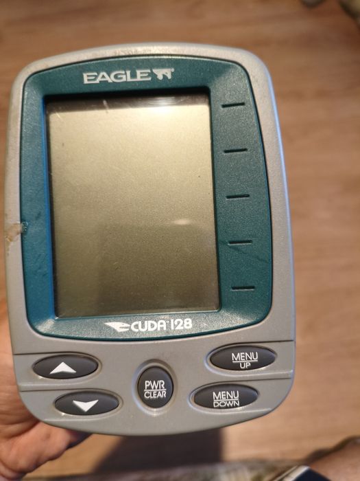 Echosonda EAGLE CUDA 128 do łodzi łódki