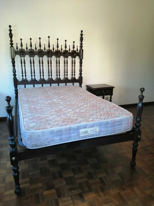 Armários, cómodas, cama