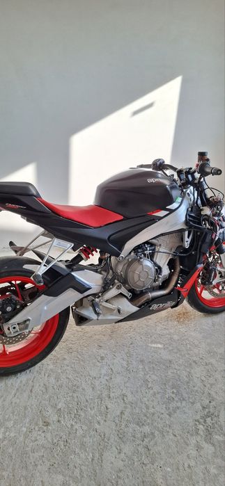 Aprilia Tuono 660  2021 року