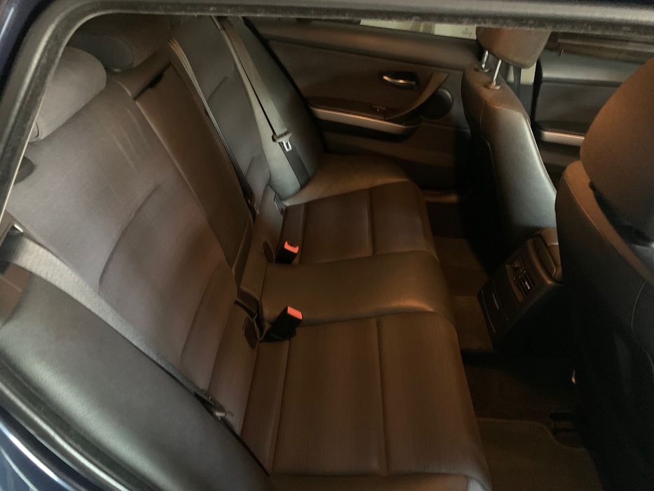 BMW e91 177cv nacional 200000km — photo 5