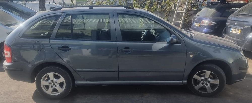 SKODA FABIA 1.4I DE 2006 DISPONÍVEL PARA PEÇAS