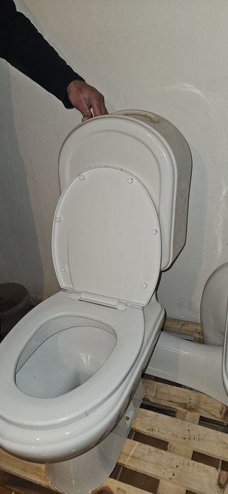 Louças e Material Casa Banho