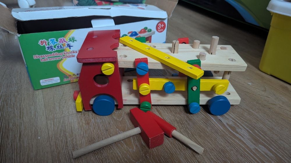 Дерев'яний конструктор іграшка