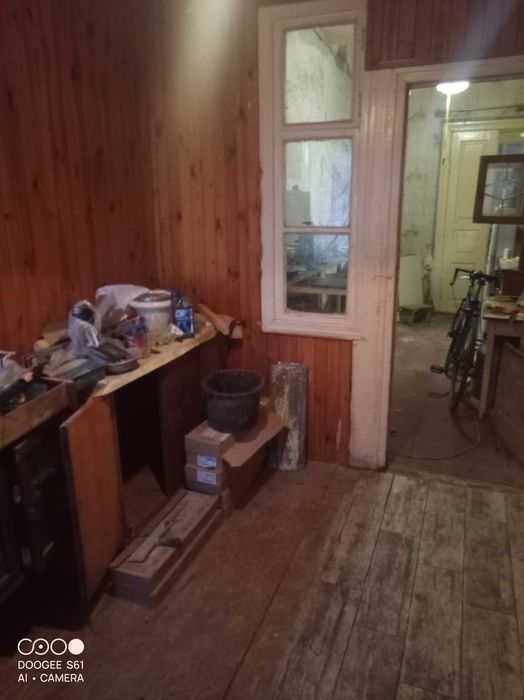 Продам двокімнатну квартиру