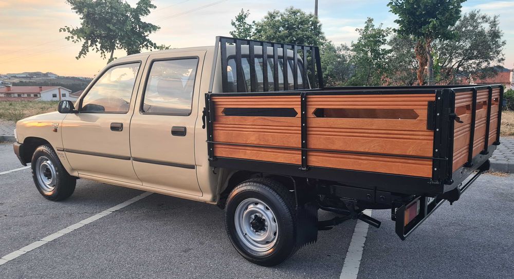 toyota hilux pick up
