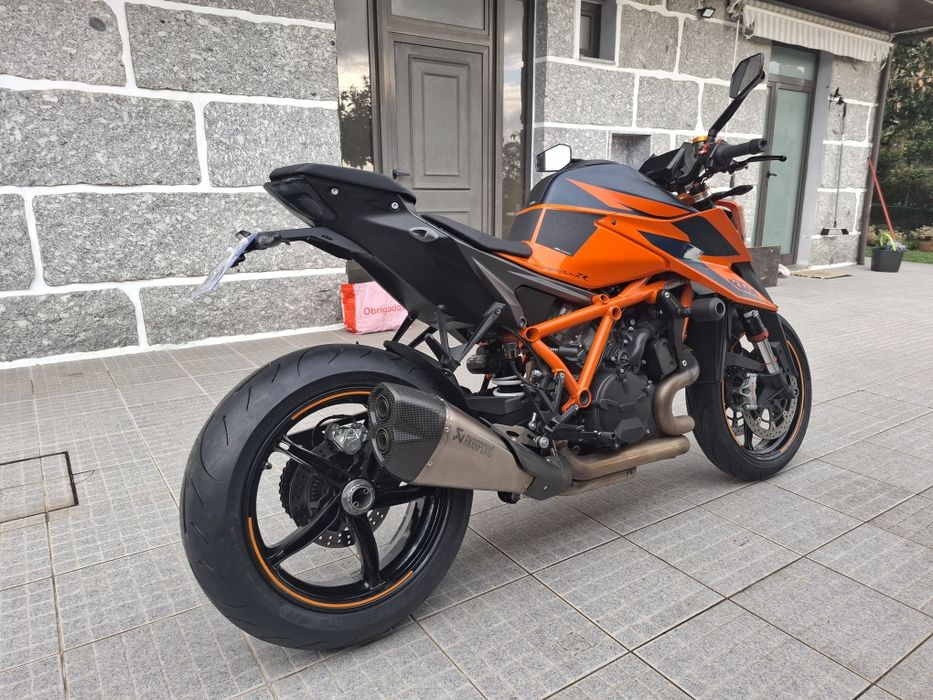 KTM Super Duke 1290 R de 2020