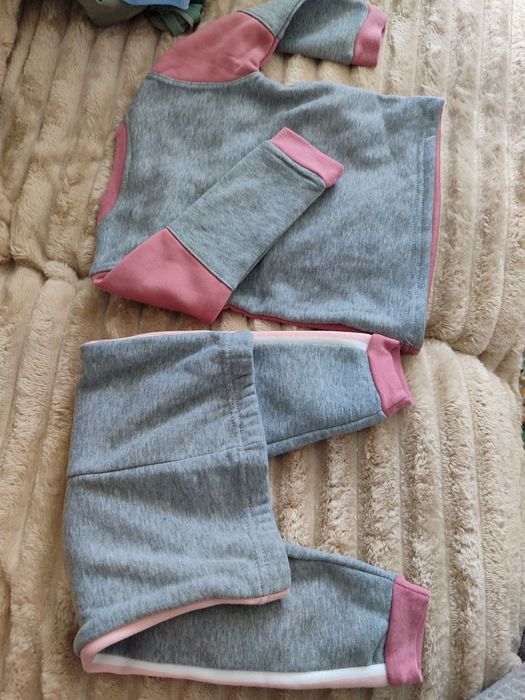 Віддам безкоштовно светри