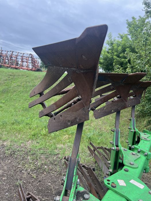 Продам Плуг Пон 4-40+1 оборотний/ ПДВ/ Торг/ Обмін