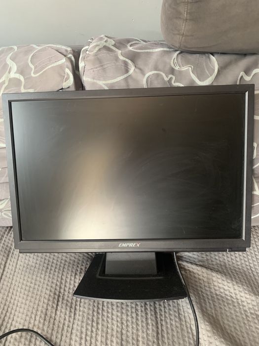 Monitor Emprex LCD 22 model LE2262