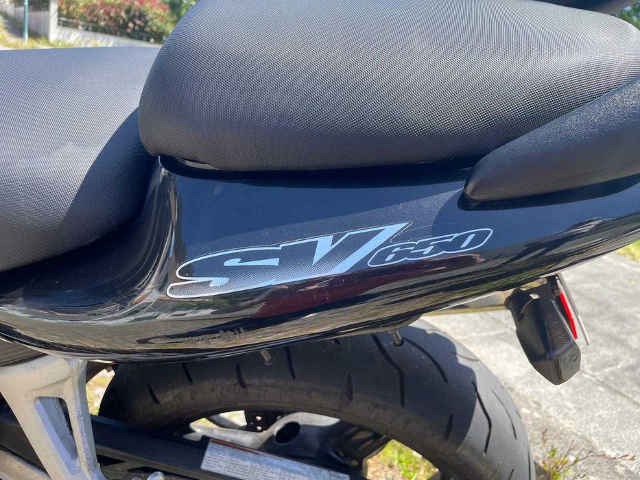 Suzuki SV650 em Excelente Estado (25kw)